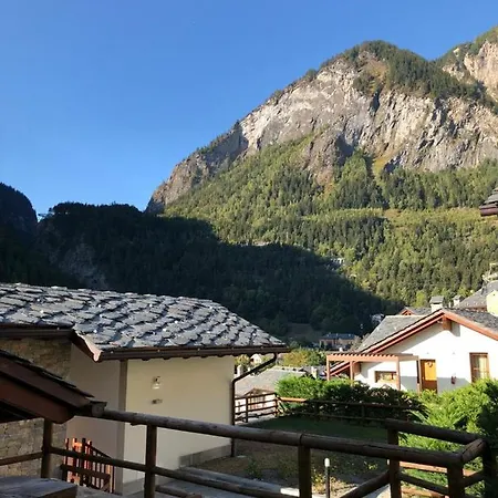 Sci e terme Prè Saint Didier Courmayeur La Thuile * Pré-Saint-Didier